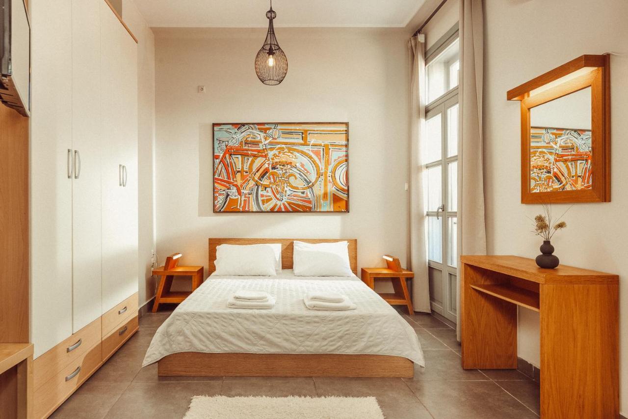 Suitas Athen Exterior foto
